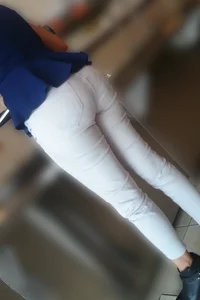 Thick sexy booty in white jeans with vpl