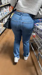 Sexy BBL Milf