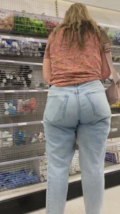 3 Milfs with Big Asses