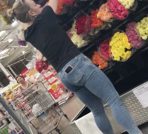 Thickish white girl and tight Latina