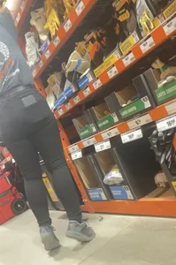 Home Depot girl fills black jeans