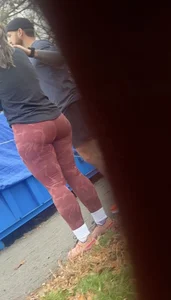 Cap 2 sexy asses in leggings at the same place  Which one is your fav