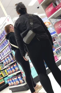 2 pretty thick ass asians in yoga pants upshotted at Target