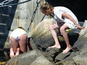 Bikini girls