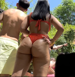 Cheeky Latina in bikini