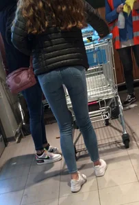 Tiny supermarket ass