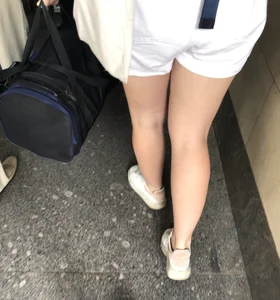 Hot legs and booty in shorts closeups