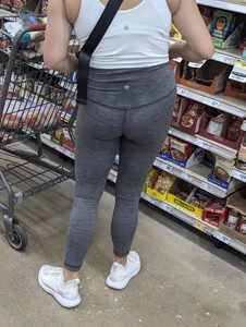 Gray and white shorts - quick caps