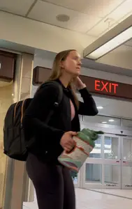 Traveler with a nice ass