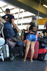 Chubby Girl With a Big Booty in Shorts With Sexy Legs Creepshot