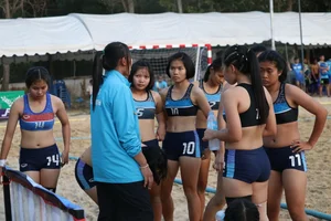 Thai candid volleyball girls