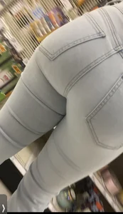 RE: Nice asian booty jeans closeup🍑