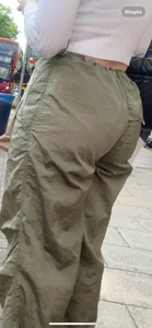 Jiggly round ass of a blonde beauty in cargo pants + Face shots