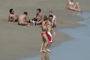 Sexy mature girls on Vilanova topless beach
