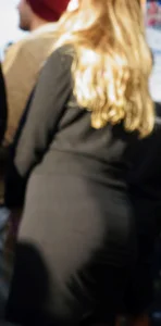 Thick booty in a tight skirt with vpl