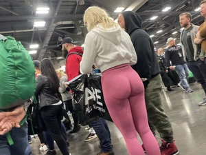 Slim Fit Blonde Wide Hips Round Bubble Butt in Pink NVGTN