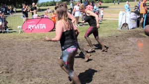 Bristol Pretty Muddy 5k race girls 2018
