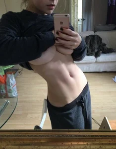 Amazing Flat Tummy and Boobs Hot Mirror Selfie
