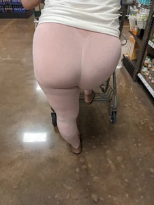 Pink Leggings Latina Hot
