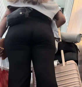 Thick Latina with jiggly phat ass ( OC , Upshots ) Airport series