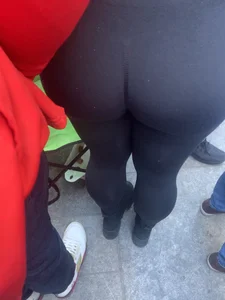 BUBBLEBUTT AUROLA PAWG (CLOSEUPS)