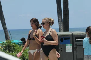 Florida beach and bikini girls