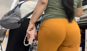 Pregnant Latina W/ VPL