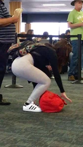Hottie in grey leggings at the airport