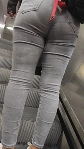 Brunette in tight jeans got suspicious