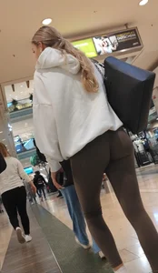 Double trouble hotties in leggings