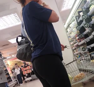 Sweaty ass straight from the gym
