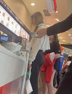 Bubble Butt petite blonde