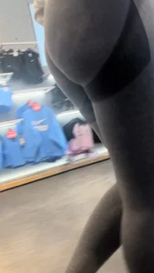 PAWG LATINA JD EMPLOYEE [OC]