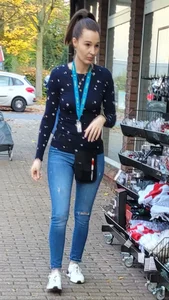 Slim Candid Milf in Tight Blue Jeans Street Creepshots