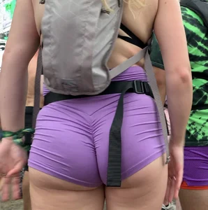 Spandex Short Heaven: Brunette in black, blonde in purple, booty cousins