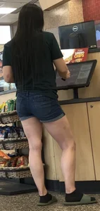 Cotton shorts horz getting foot longs