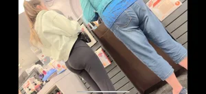First post OC 19yr old nice shape black leggings