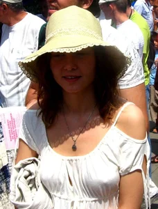 Candid tits and pokies