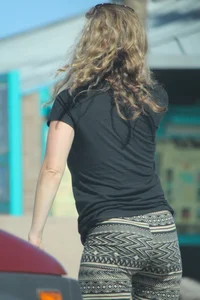 Milf with a nice ass in tight patterned leggings