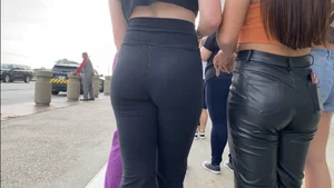 Blonde with tight ass in leggings
