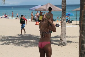 Deerfield Beach bikini girls