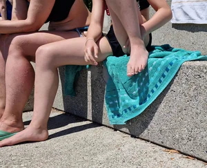 Skinny Teen  Candid Girl With Wet Hair, in a Swimsuit, Beach Creepshots