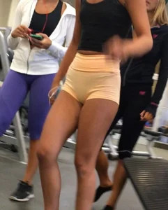 Hot Skinny Girl in Mini-Shorts Gym Workout Candid - Sexy Booty