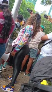 Latina ardiente  en leather