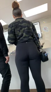 Perfect PAWG ass in lulu pants