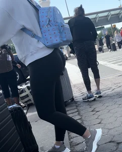 Tall European big bubbly ass ( OC , Airport Series )