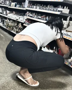 3 subs w black bottom VPL caps‼️