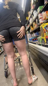 College girl shows off gap to me