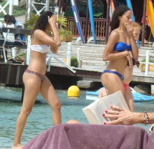 Amazing ebony ass in blue bikini with other sexy friends in bikinis