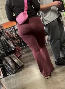 Thicc pawg in red lulu flares getting a costume
